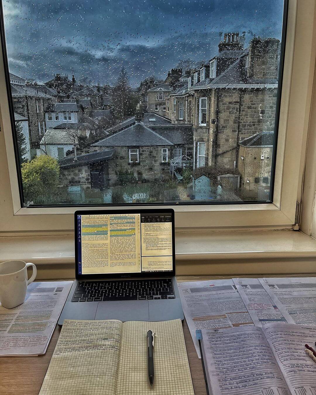 Merve loves studying when it's raining. In Scotland, they would call it 'dreich': grey, damp, and overcast weather