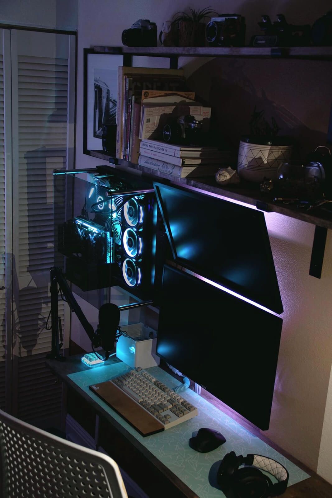 Wall-mounting helped Reddit user claporga to fit their cloffice battlestation into a tiny area