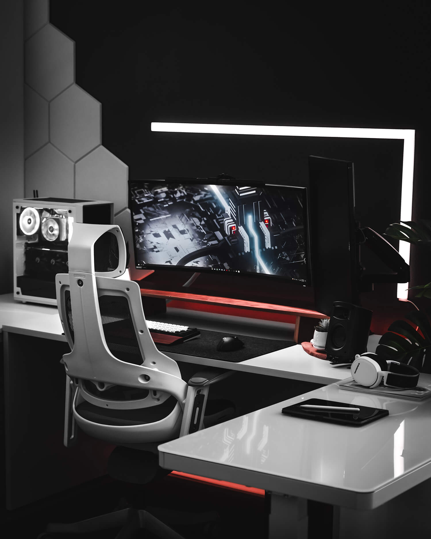 https://www.makerstations.io/content/images/2021/09/jay-futuristic-gaming-setup-04-1.jpg
