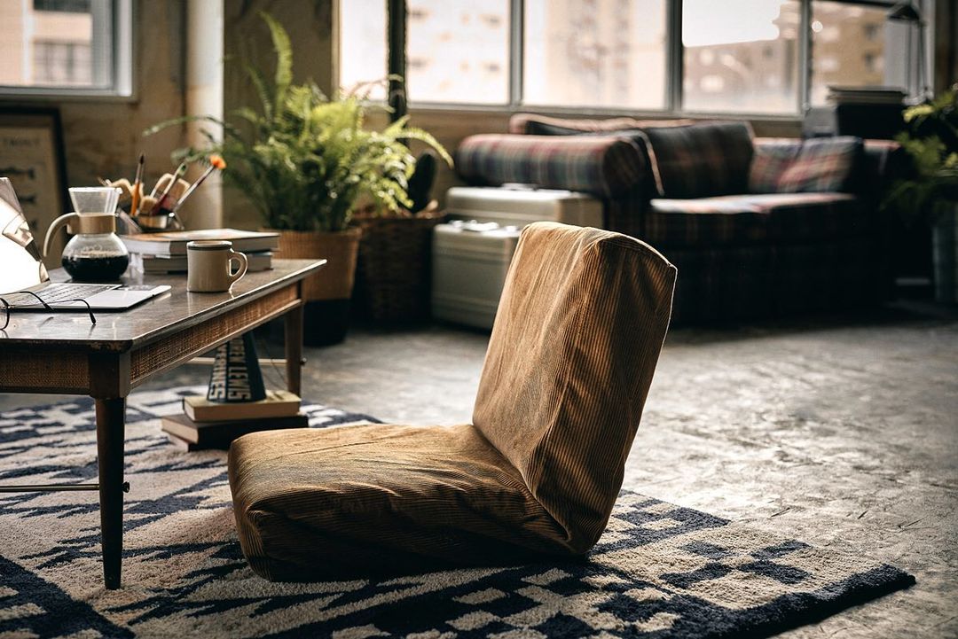 Legless Japanese Zaisu chair in a Japandi style home office 