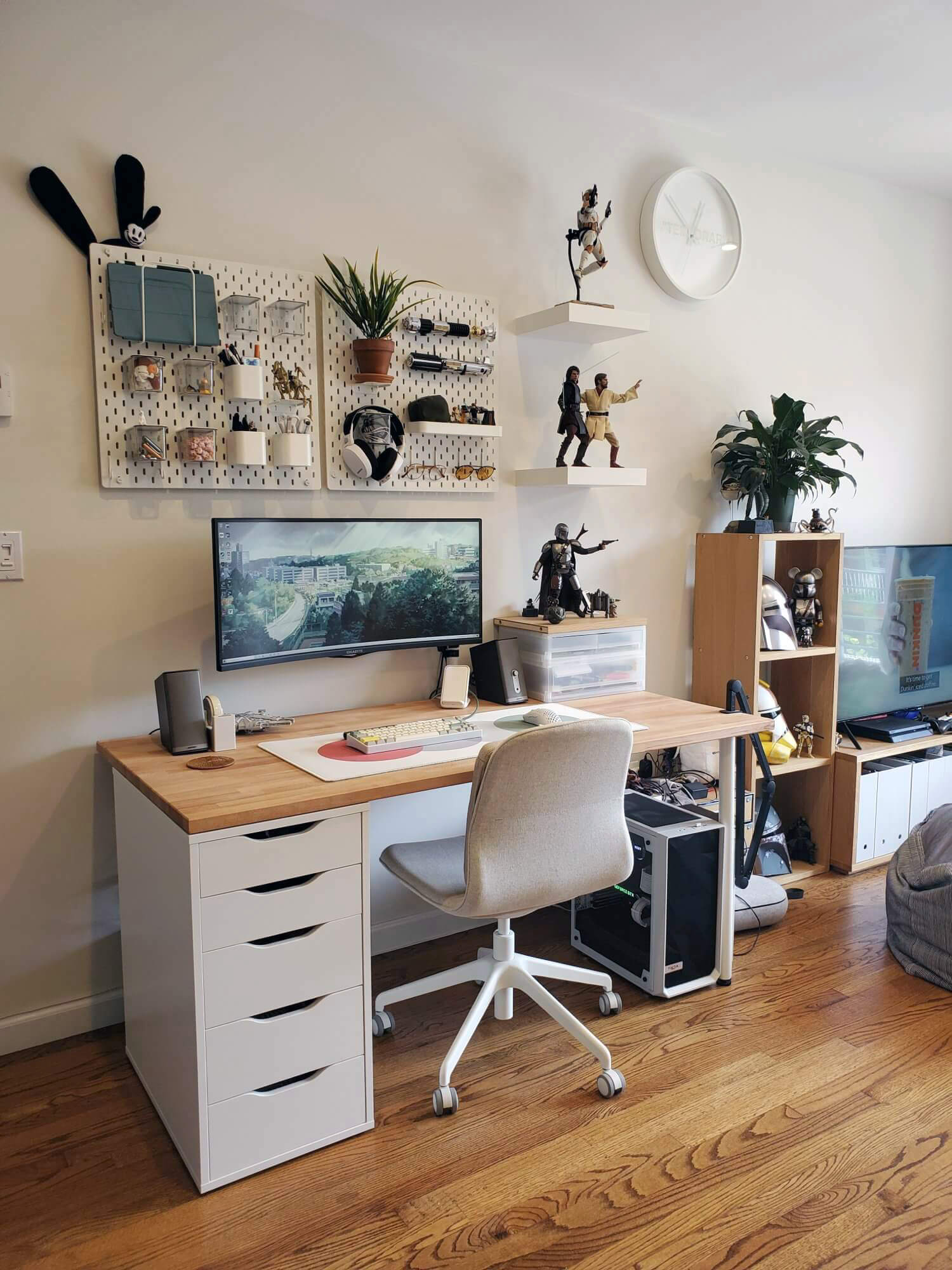 Ikea battle station discount