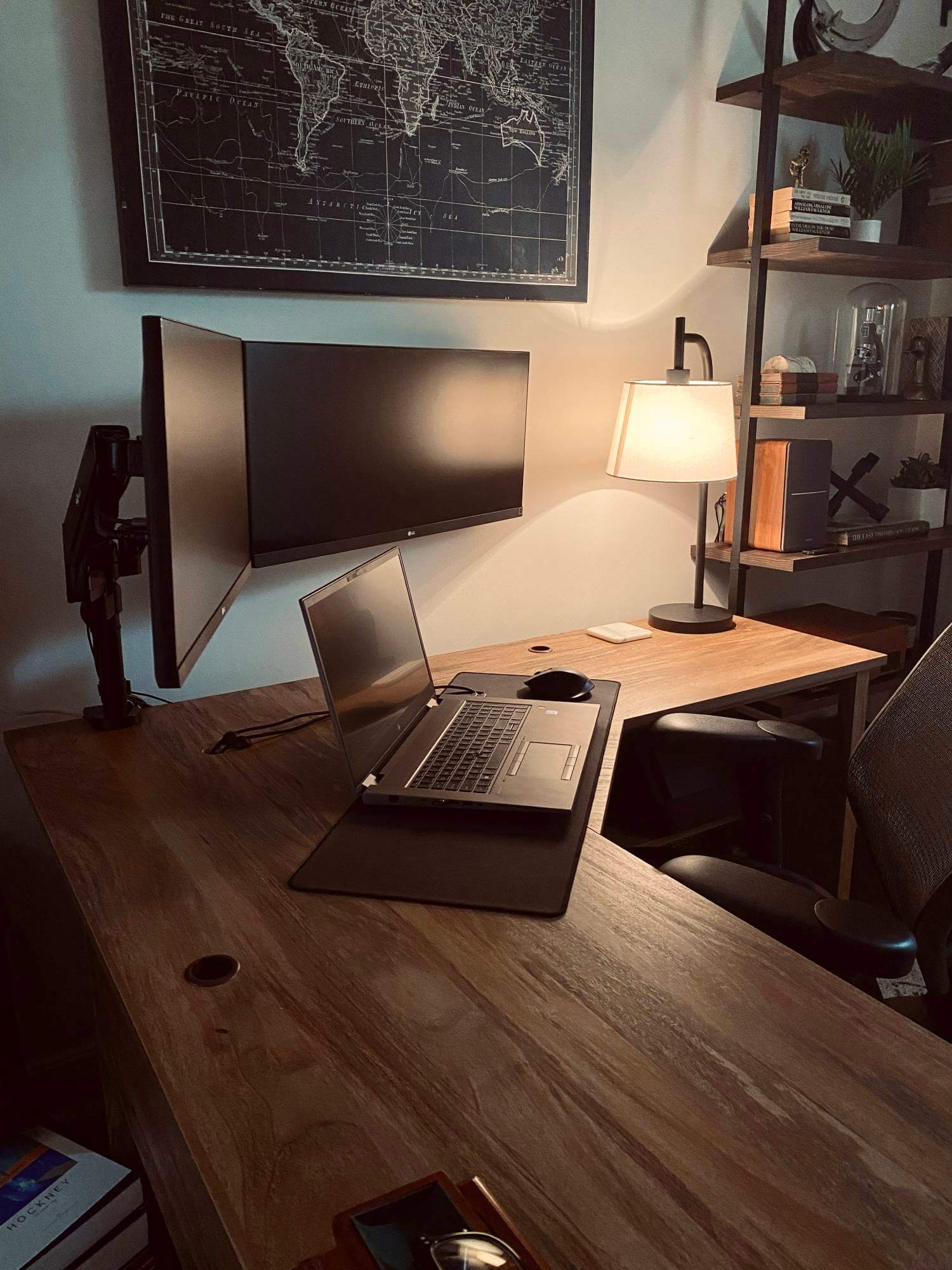 An L-shaped desk setup of a civil engineer