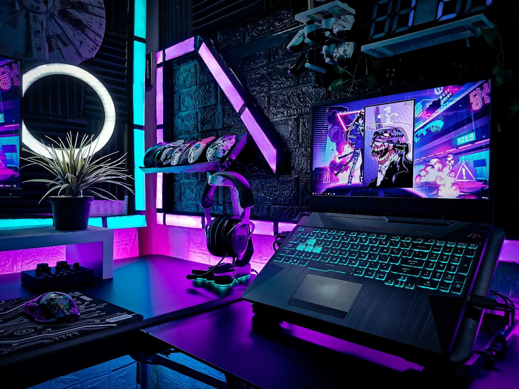 Every single detail in Gerwyn's Cyberpunk-themed desk setup is carefully thought through