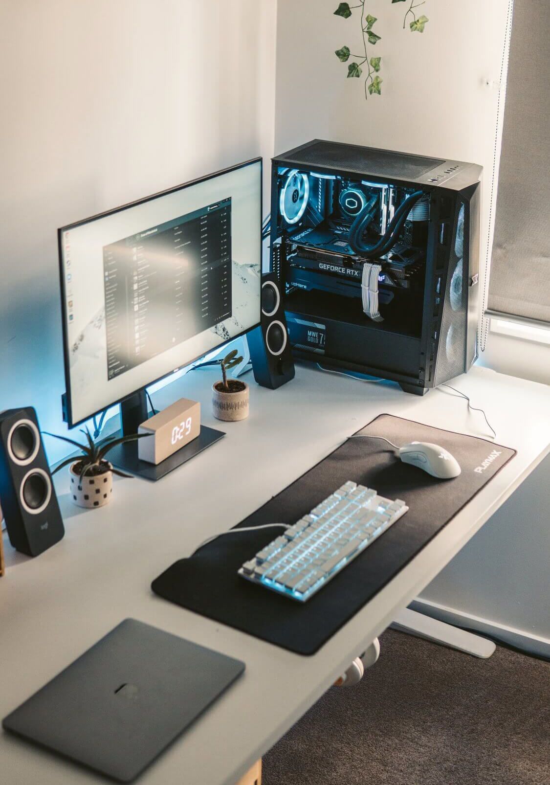 Scandi-Style RGB Battlestation in Auckland, New Zealand