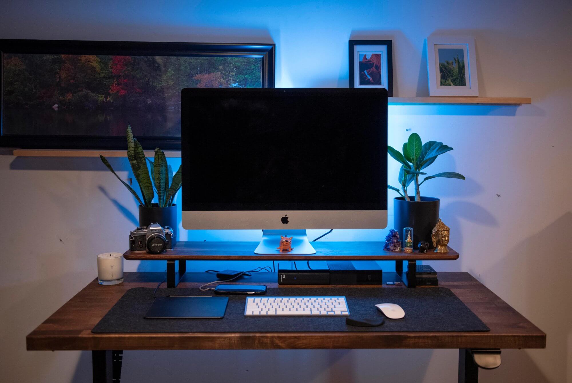 Deskhaus Apex Two Leg with a birch butcher block