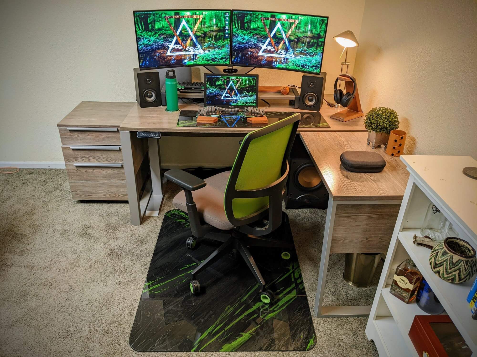 DIY Manhattan Return L-shaped standing desk