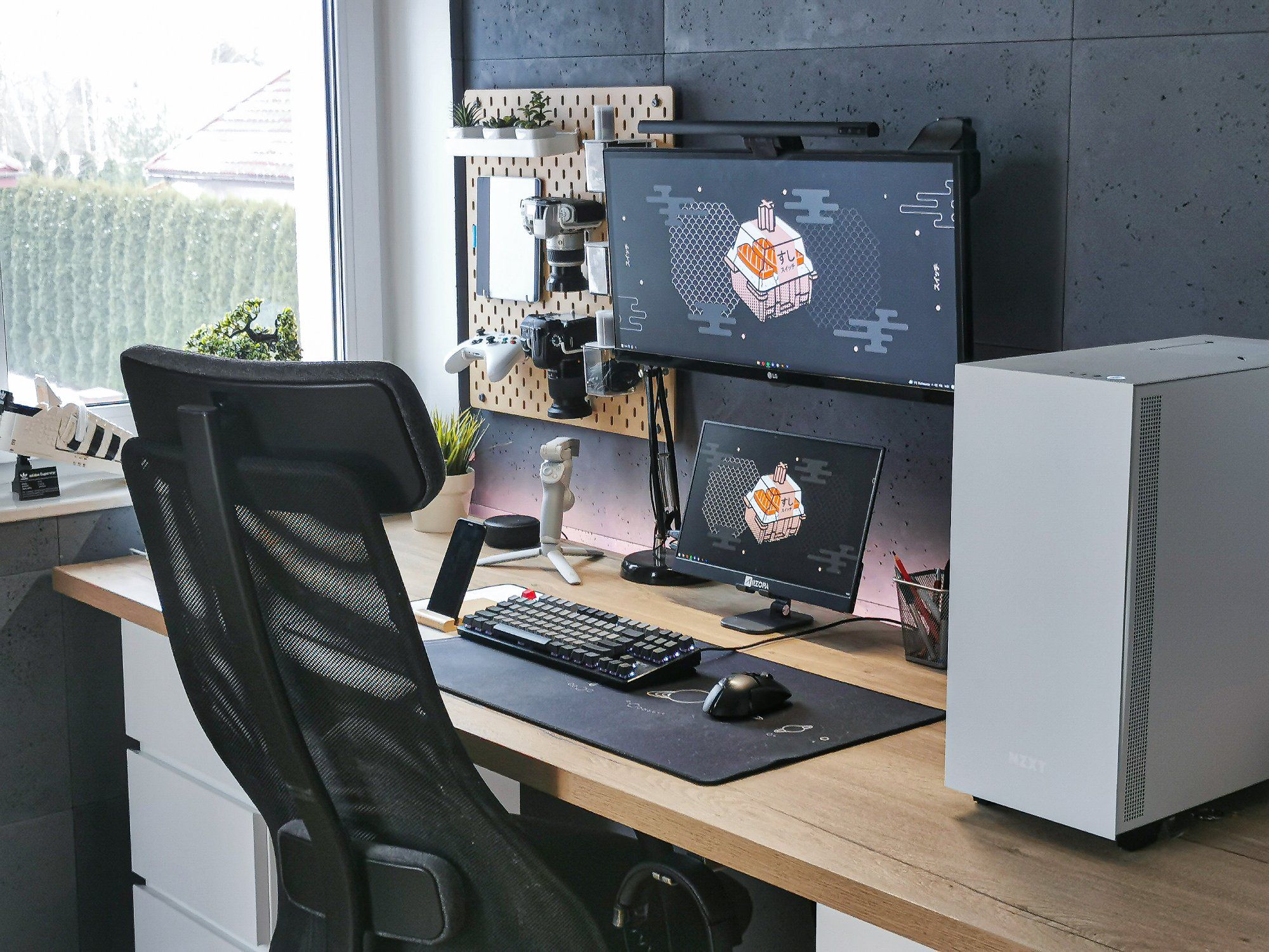 A dark grey home office setup in Poland