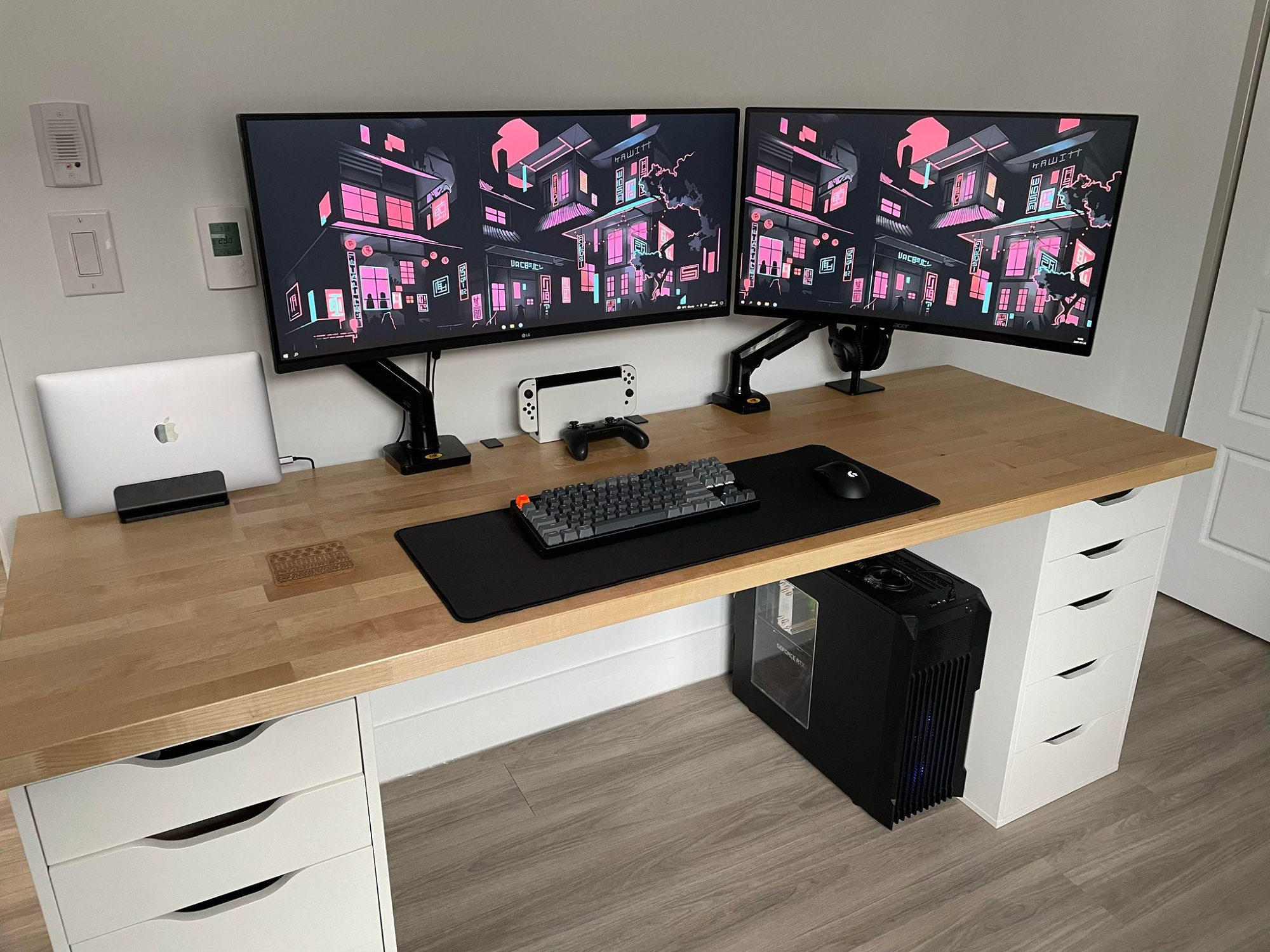 Simple and sturdy IKEA KARLBY & ALEX desk setup