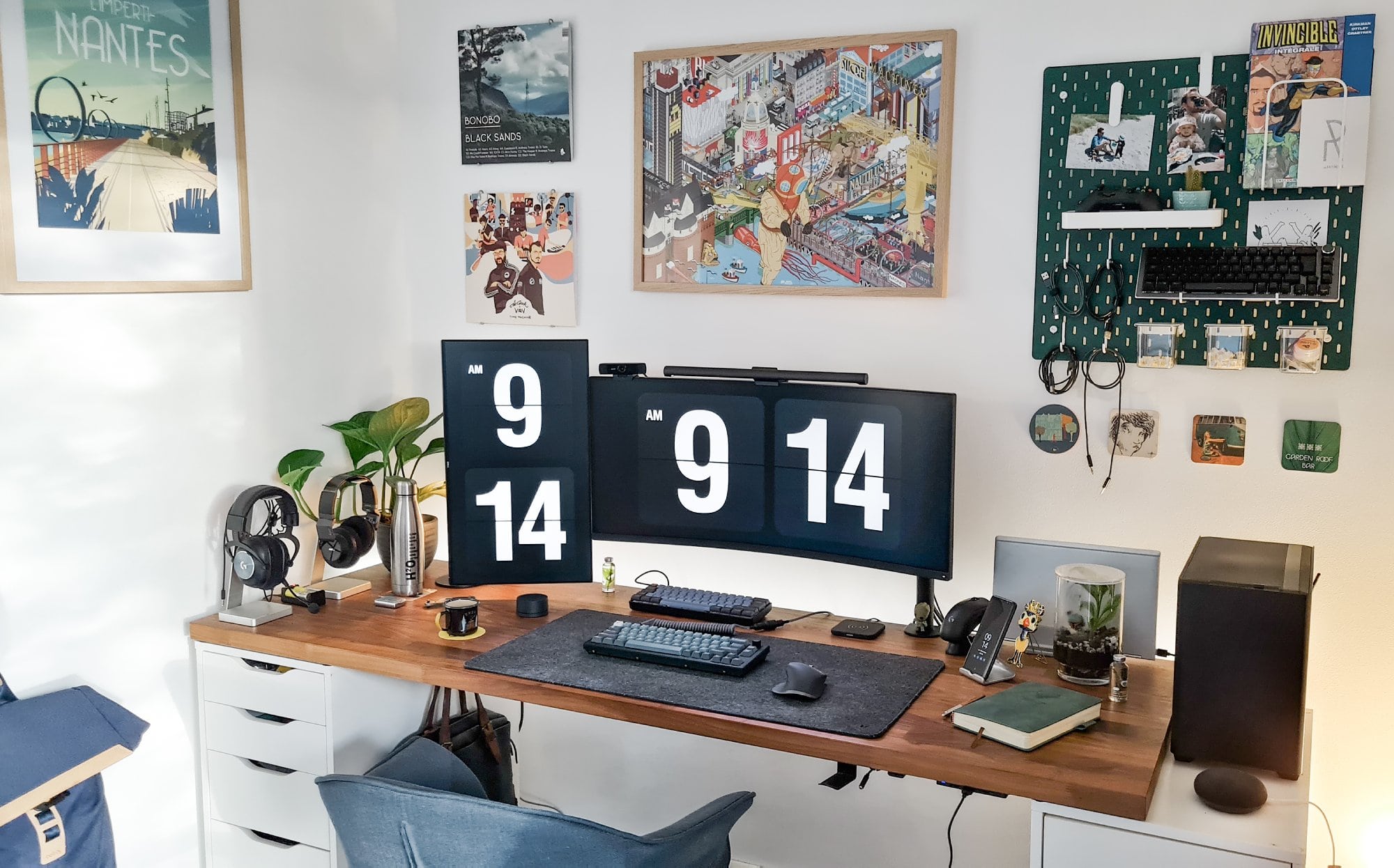 A practical IKEA multi-screen home workstation with some cosy elements