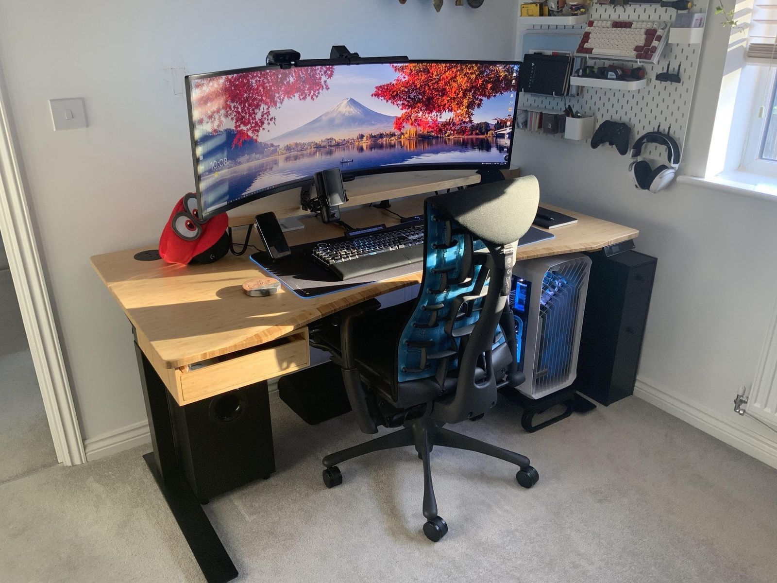 10 Gaming Desk Setup Hacks for Every Gamer