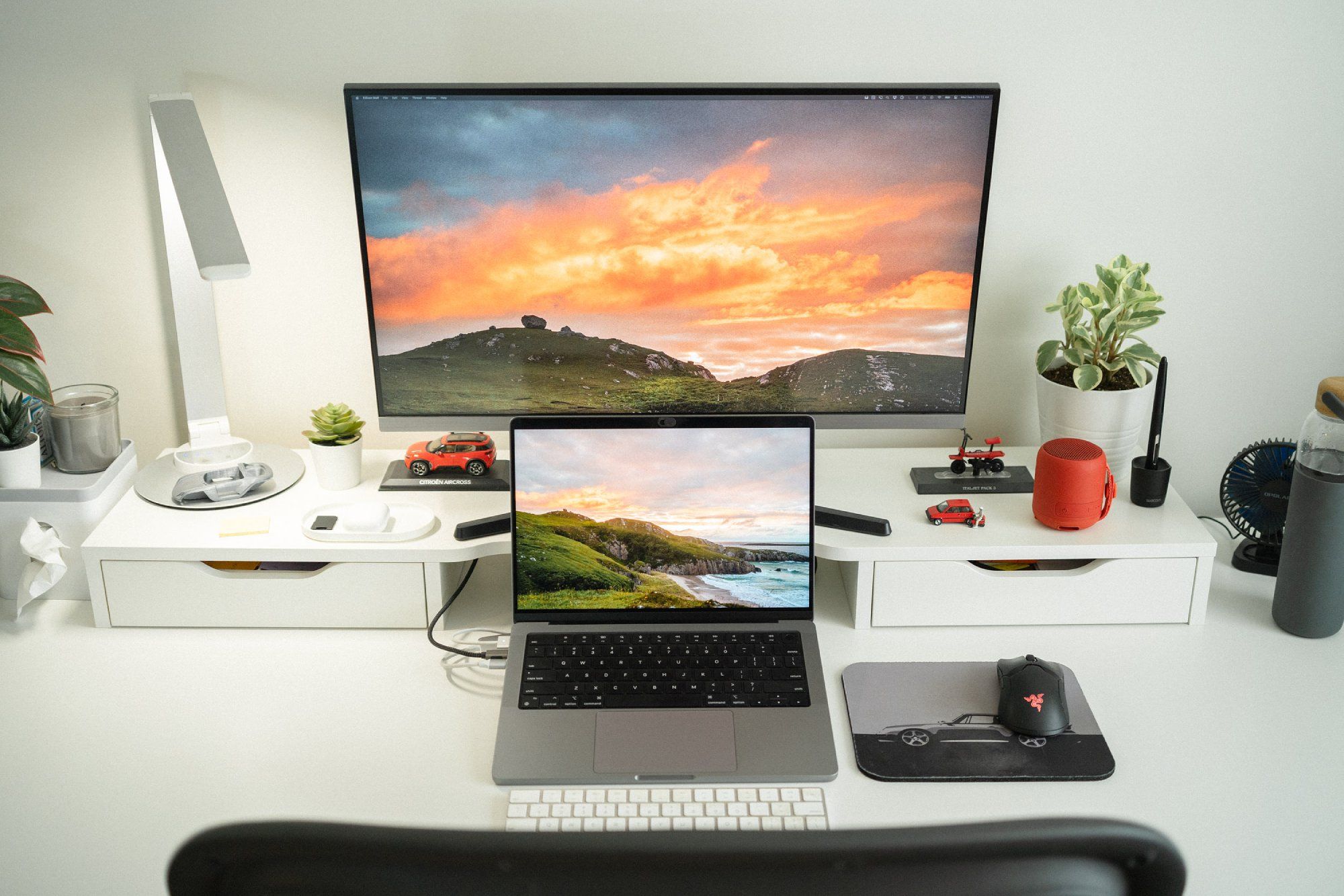 A well-organised desk setup with the IKEA EKBY ALEX shelf