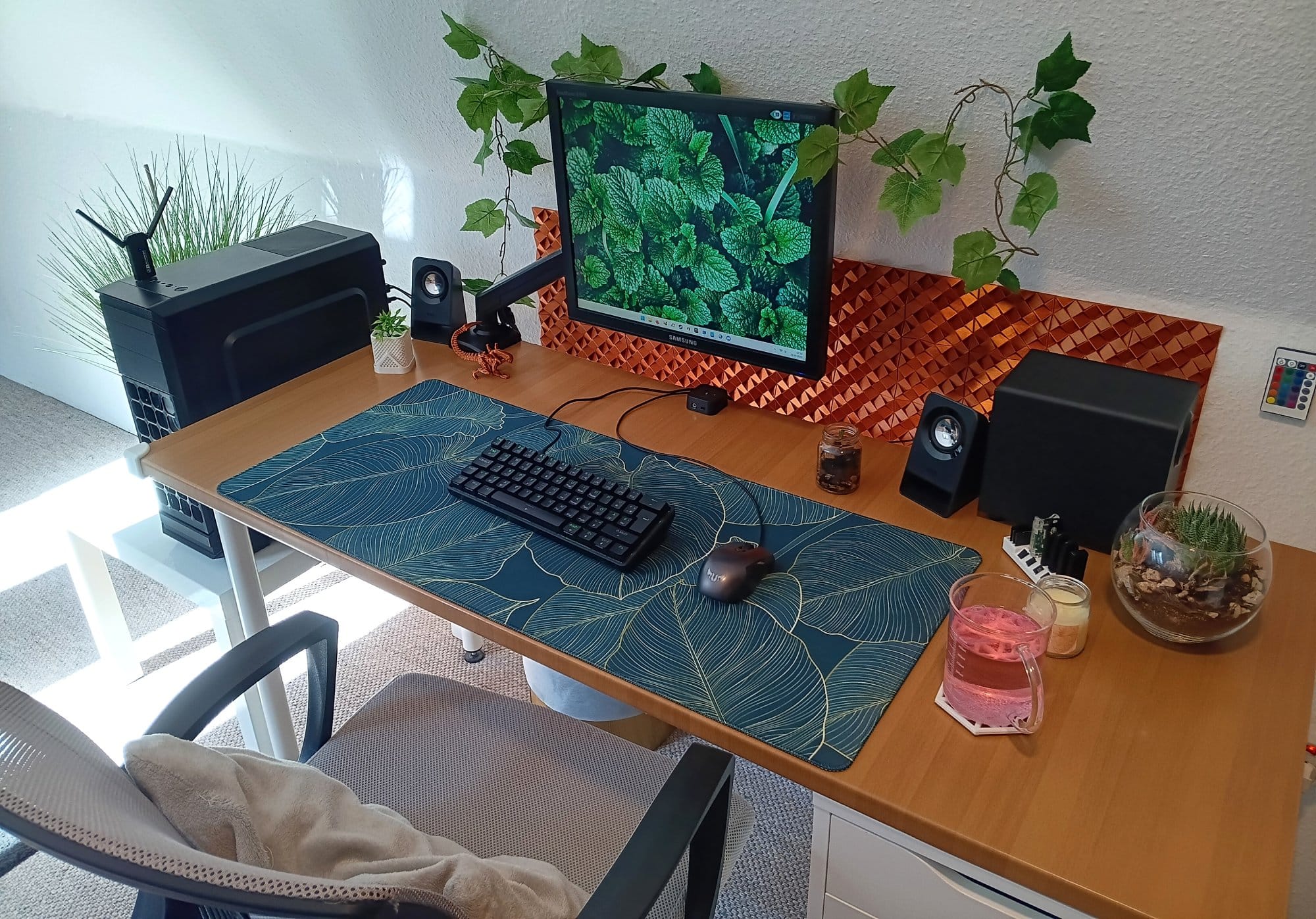 Cosy Nature-Inspired Workspace in Germany