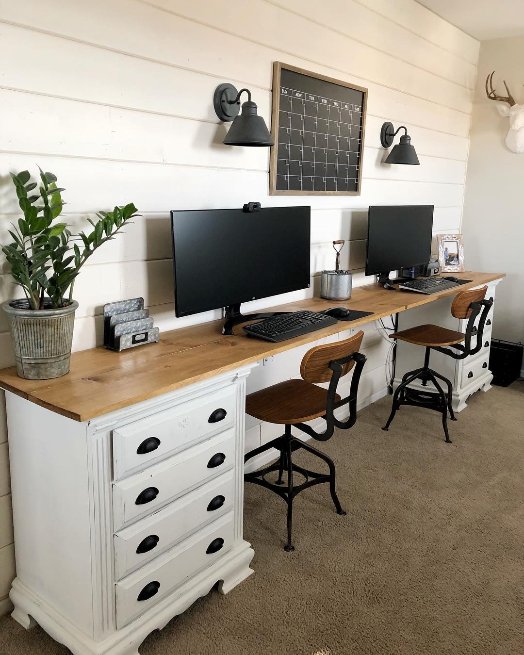 45+ Real Shared Home Office Setups (Both Smart and Stylish)
